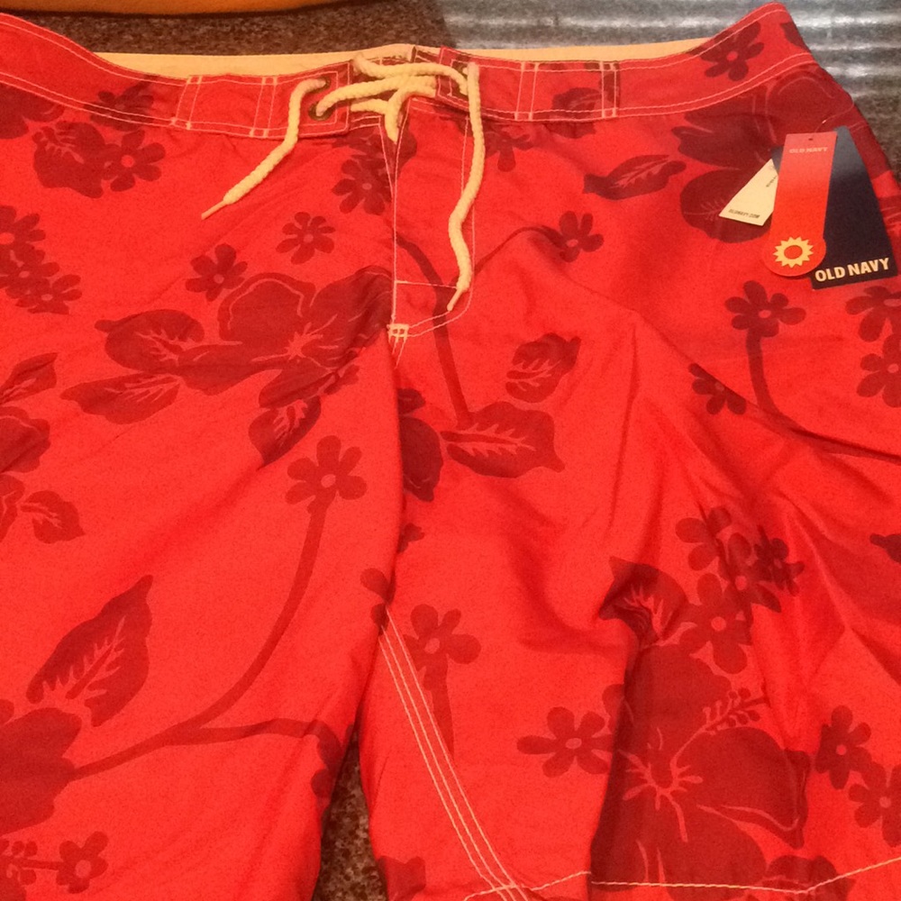 Men’s board shorts